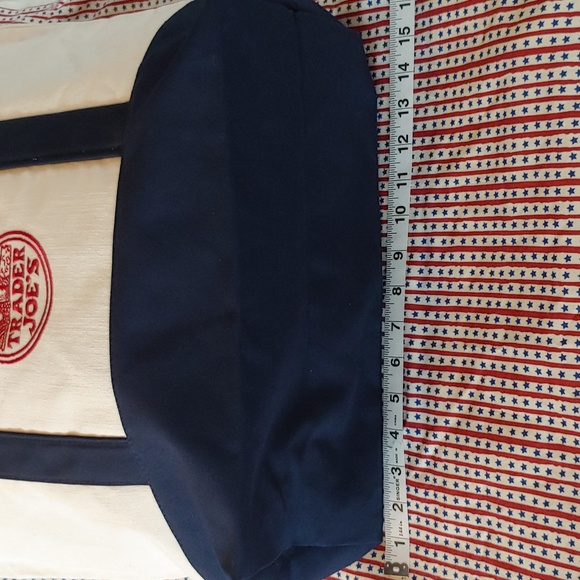 Trader Joe's Heavy Duty Canvas Tote in Cream and Navy, NWT - Picture 7 of 12